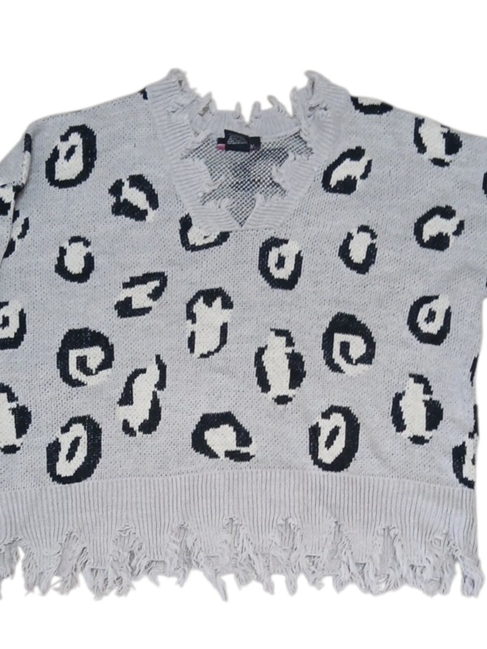 Womenβs Grey V-Neck Leopard-Print Sweater with Distressed Hem #223